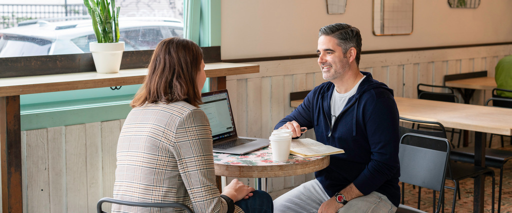 The Art of Building Rapport with Interviewees in 10 Steps featured image
