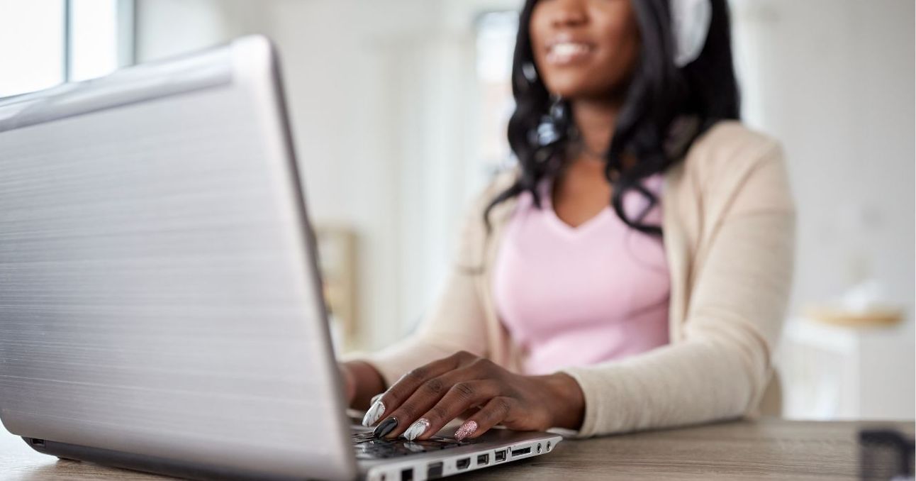 Automated vs Human Transcription: 10 Important Comparisons featured image