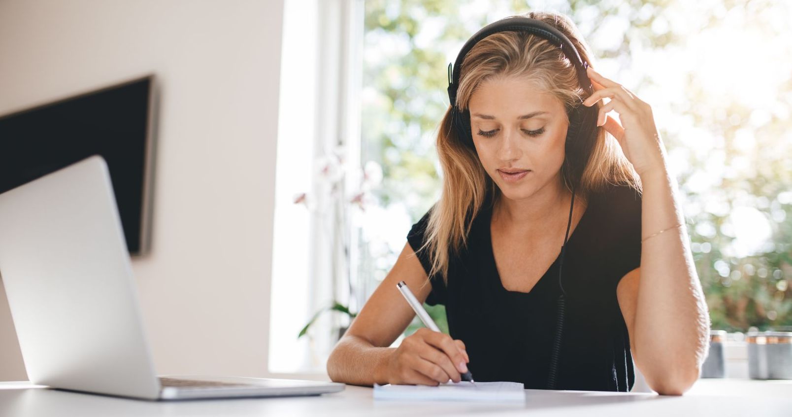 Transcript Accuracy: Navigating Corrections and Quality Control featured image