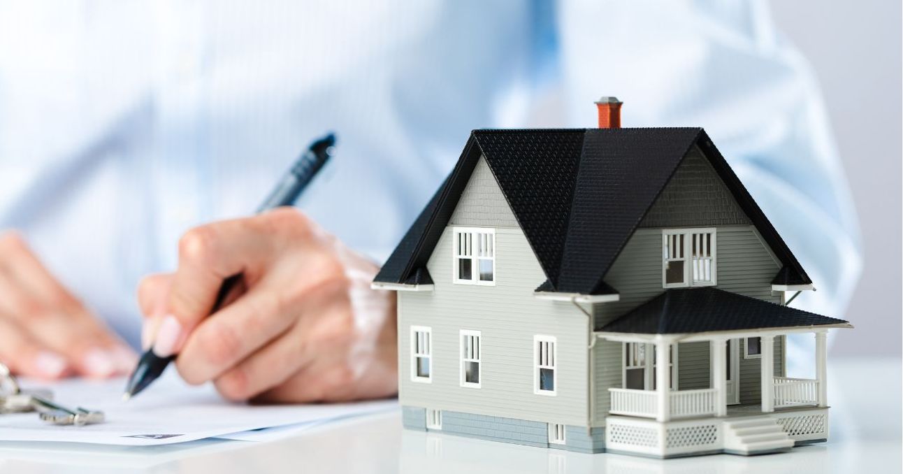10 Ways Transcription Benefits Real Estate Professionals featured image